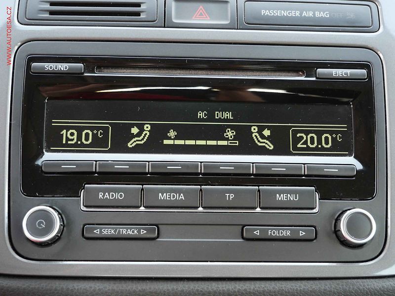 Volkswagen Tiguan (2012) 1.4TSi, autoAC - fotka 14 z 19