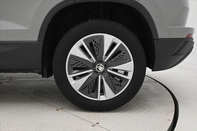Škoda Karoq 2,0 TDI 85 kW DSG TAŽNÉ Záruka - fotka 32 z 32