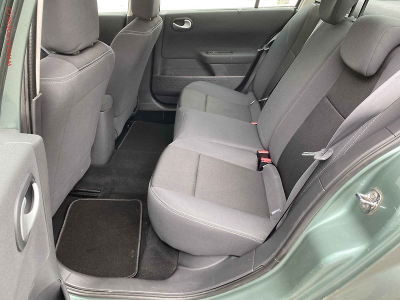Renault Mégane (2009) 1.6i, ČR, AC, tempo - fotka 10 z 17