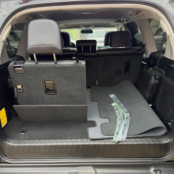 Lexus GX 460 (2016) - fotka 27 z 31