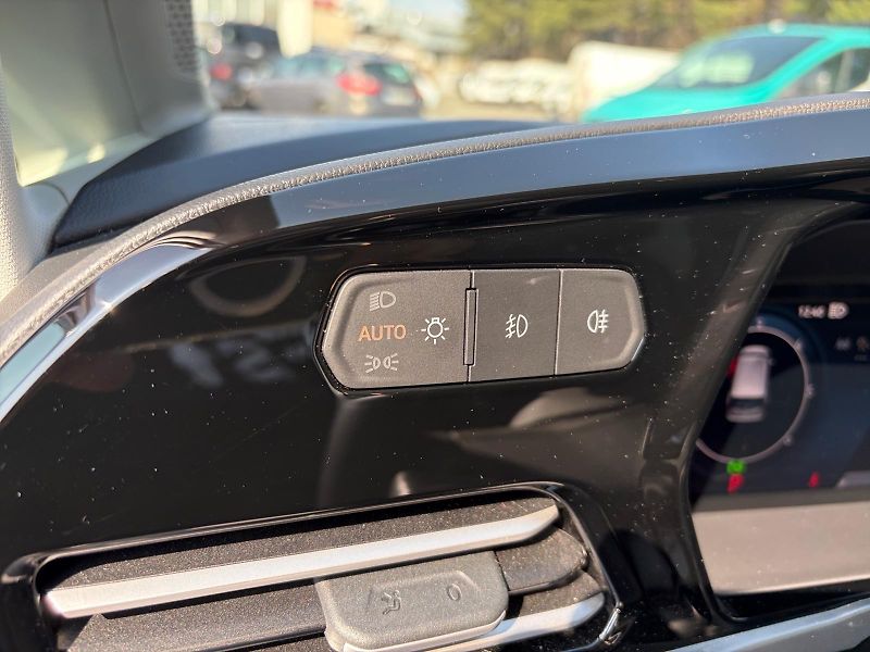 Ford Tourneo Connect (2025) Titanium L1 2.0 EcoBlue CZ - fotka 11 z 18
