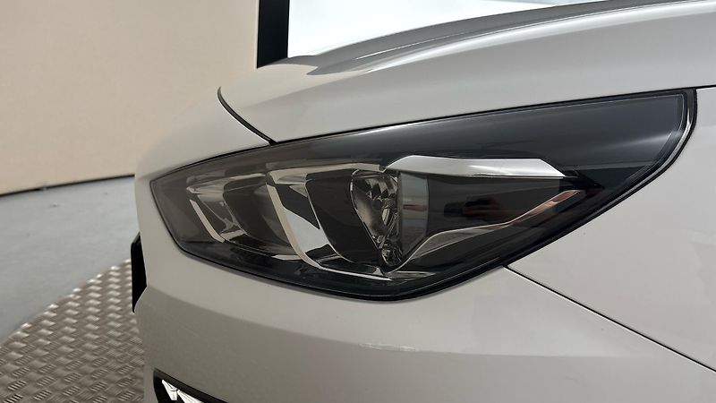 Hyundai i30 1.0 T-GDI Family Comfort Kombi - fotka 18 z 23