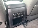 Toyota Land Cruiser 3,0 D-4D 127kW 8-míst ČR 1.maj - náhled 12