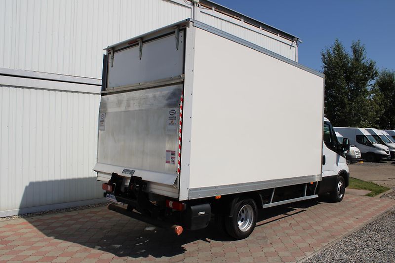 Iveco Daily 35C160 3,0 Skříň+čelo+klima - fotka 4 z 19