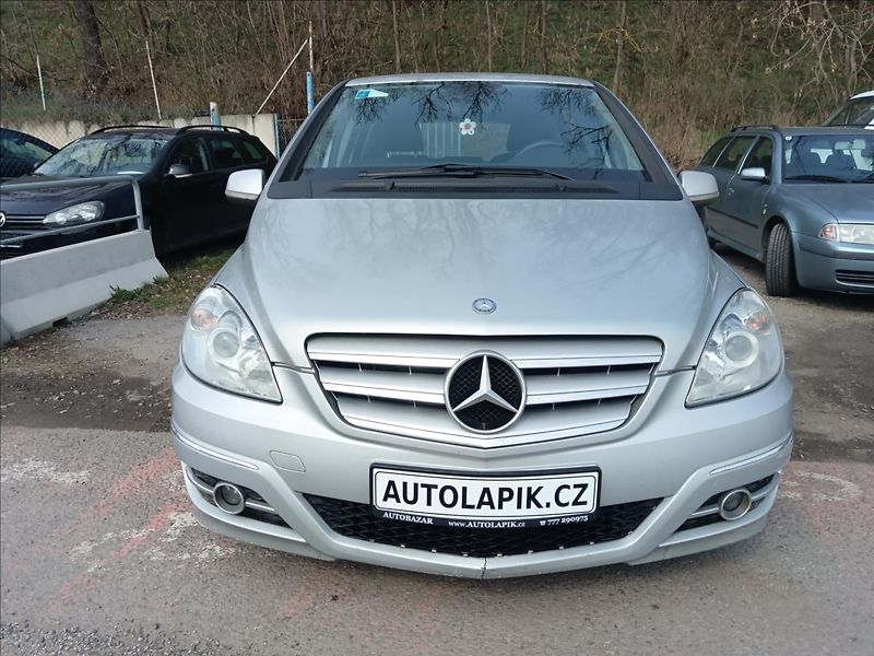 Mercedes-Benz Třídy B 2,0 CDi Automat - fotka 2 z 22