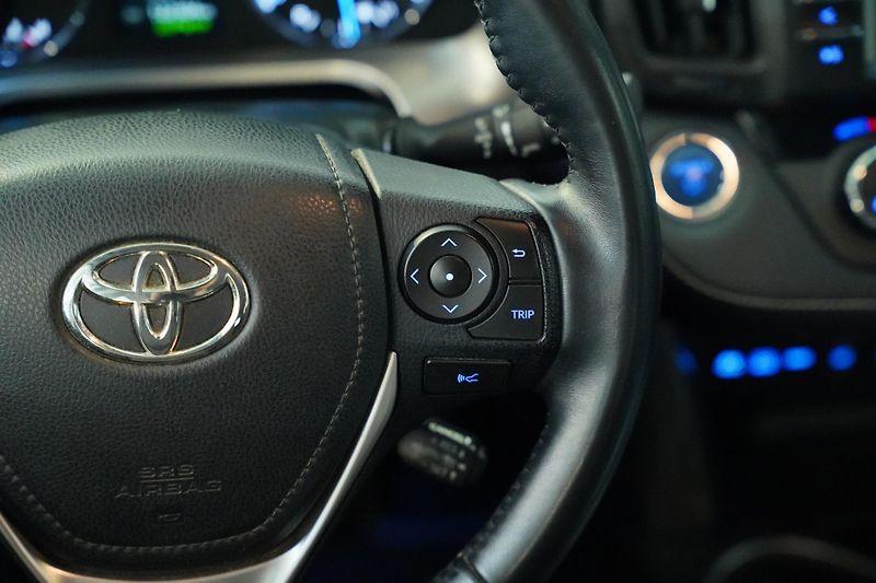 Toyota RAV4 - fotka 19 z 30