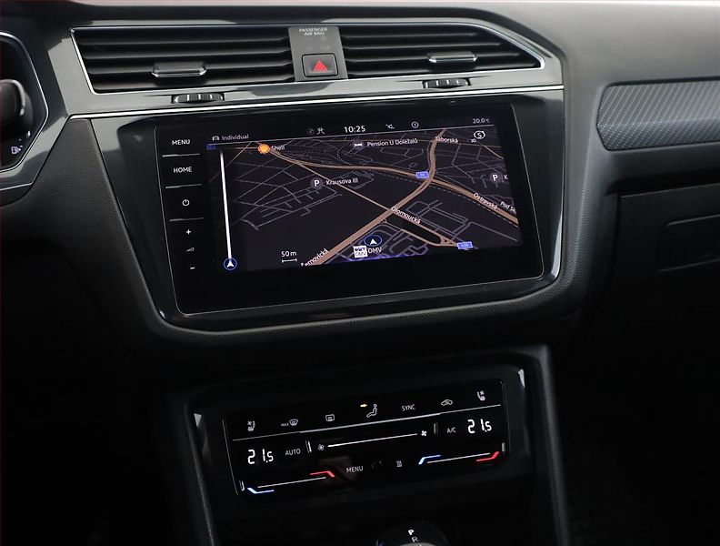 Volkswagen Tiguan Allspace (2022) R-Line 2.0 TSI - fotka 10 z 21