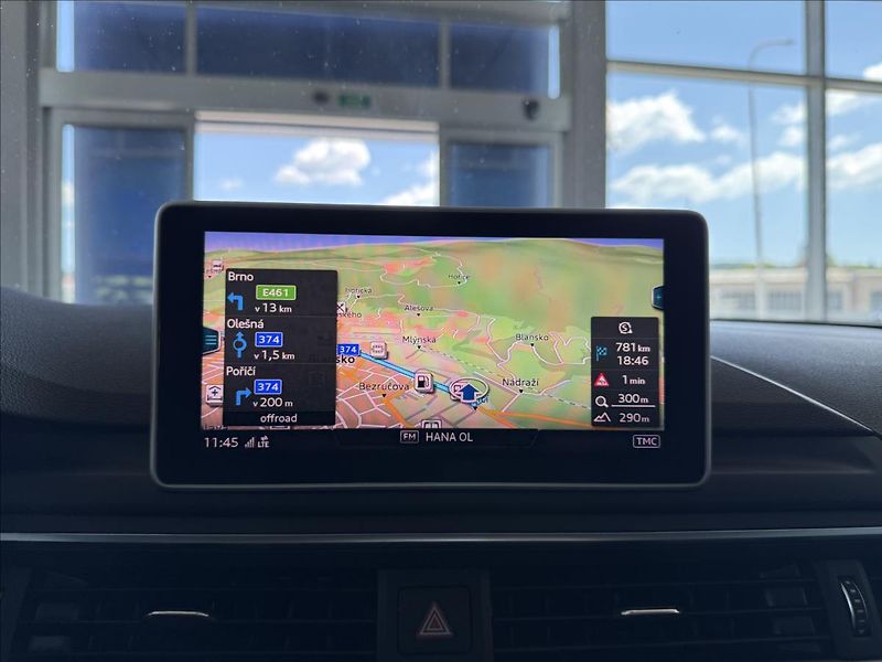 Audi A4 2,0   TDI 110kW,S-TRONIC,B9,SP - fotka 16 z 27