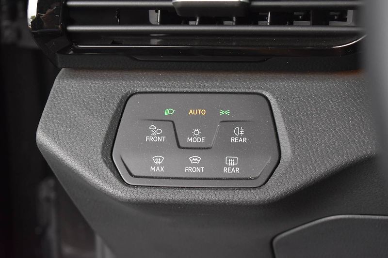 Volkswagen ID.4 (2022) 150kW - fotka 13 z 20