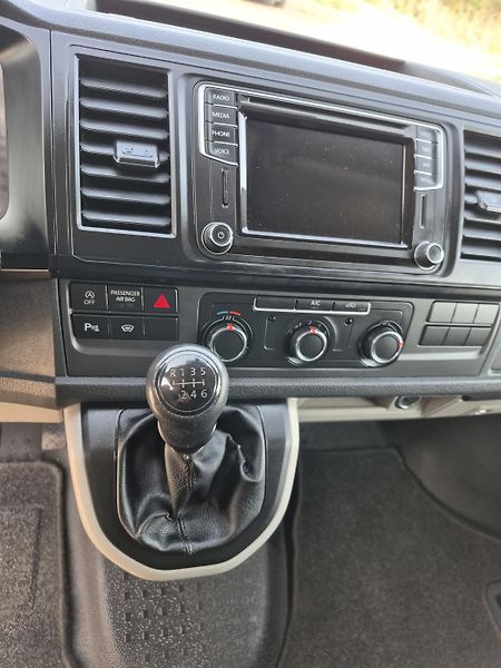 Volkswagen Transporter (2018) T6 110Kw Comfort  - fotka 20 z 33