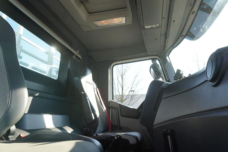 Renault (2017) C380 / 6x4 / HDS Palfinger PK - fotka 17 z 24