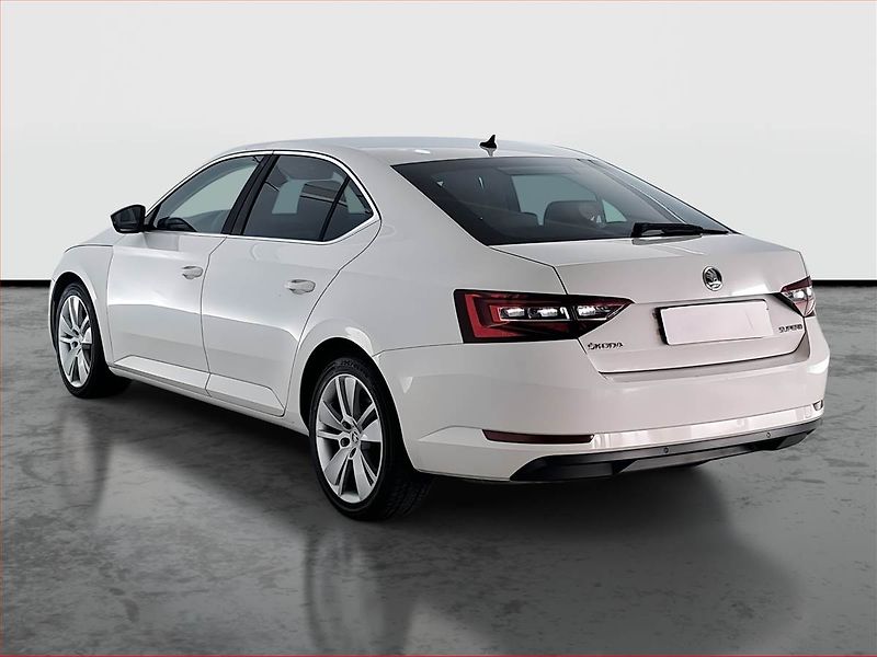 Škoda Superb (2016) Style 2.0 TDI, Serv.kniha - fotka 4 z 18