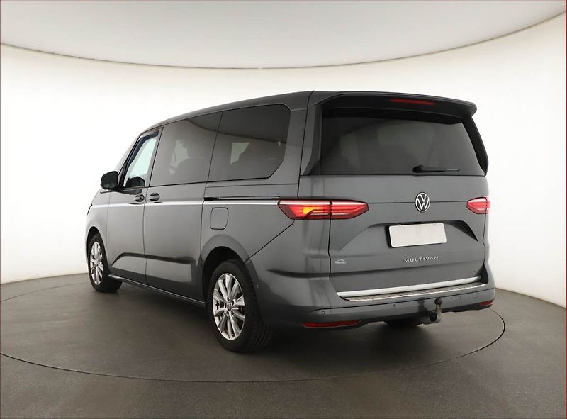 Volkswagen Multivan (2023) 2.0 TDI - fotka 4 z 23