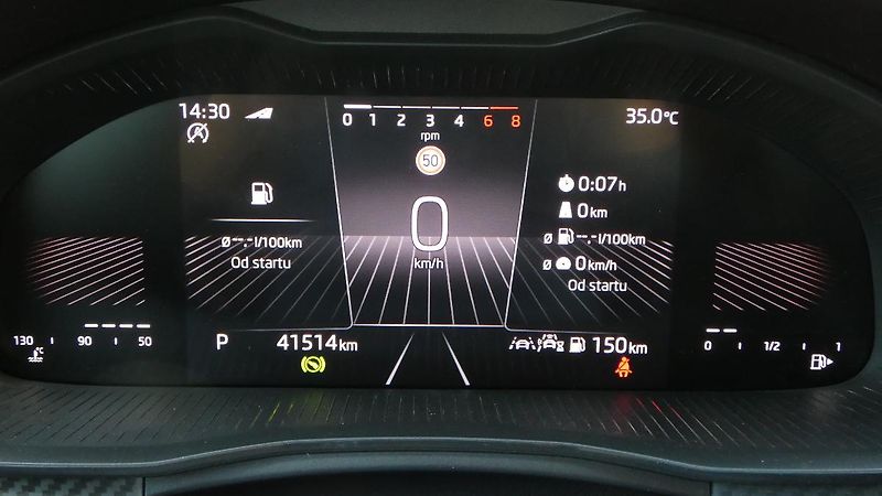 Škoda Scala 1,5TSI DSG Monte Carlo - fotka 13 z 24