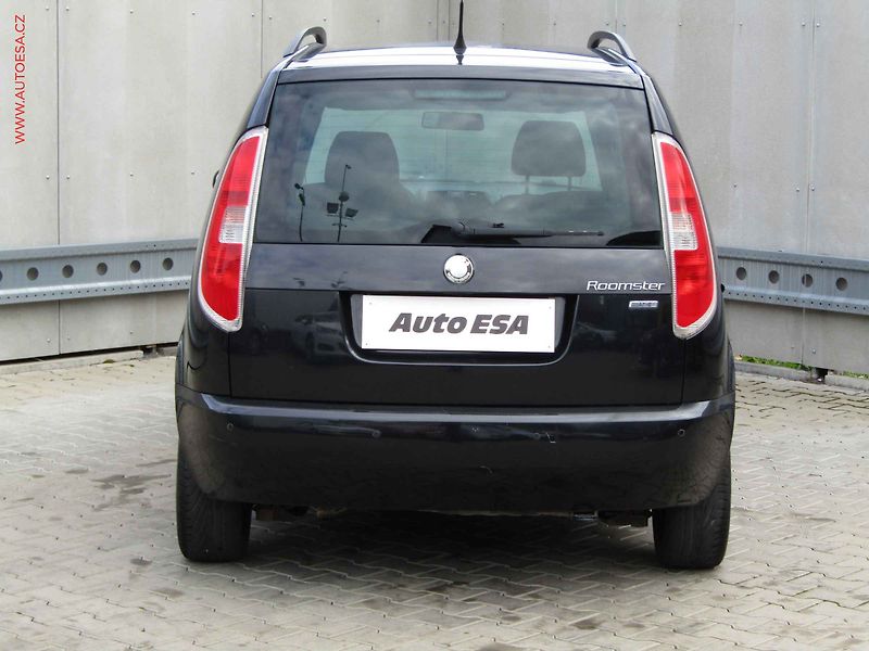 Škoda Roomster (2010) 1.2TSi, 1.maj, Style - fotka 5 z 16