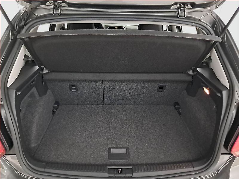 Volkswagen Polo (2017) 1.2 TSI - fotka 13 z 18