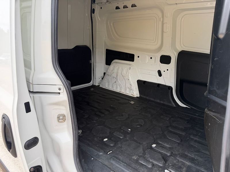 Fiat Dobló 1.6MTJ *77kW*ZADÁNO* - fotka 19 z 26