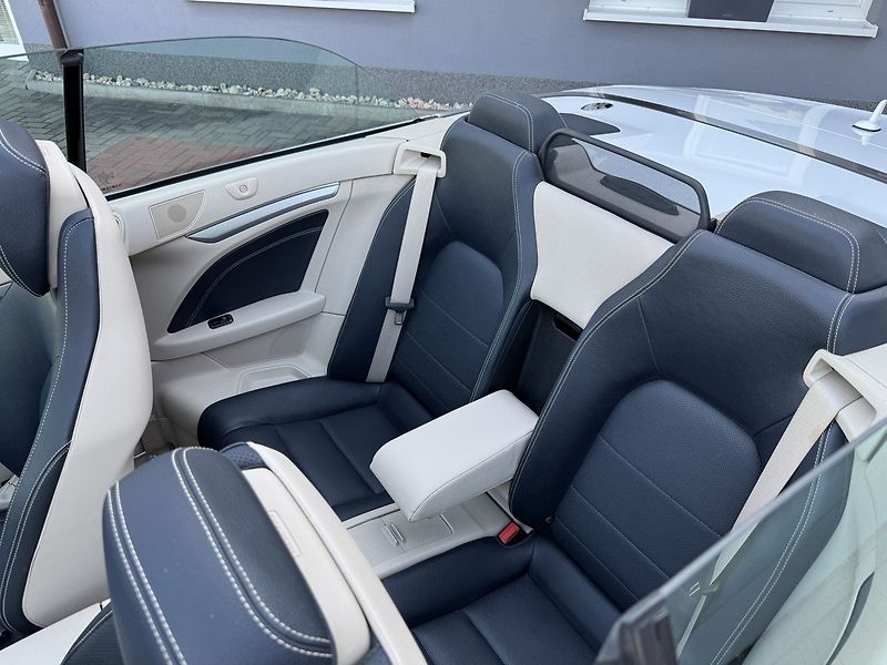 Mercedes-Benz Třídy E (2015) 250d Ad.LED Harman/Kardon - fotka 21 z 50