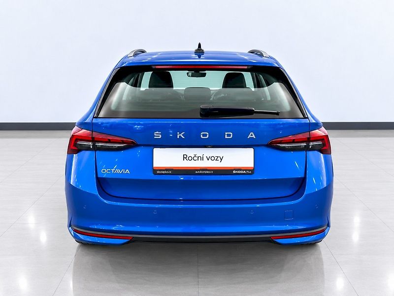 Škoda Octavia (2025) OCT.COMBI TOP SELECTION 2,0 TD - fotka 10 z 38
