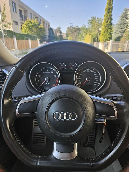 Audi TT (2006) Audi TT 2.0 TFSI 147 kW - fotka 8 z 21