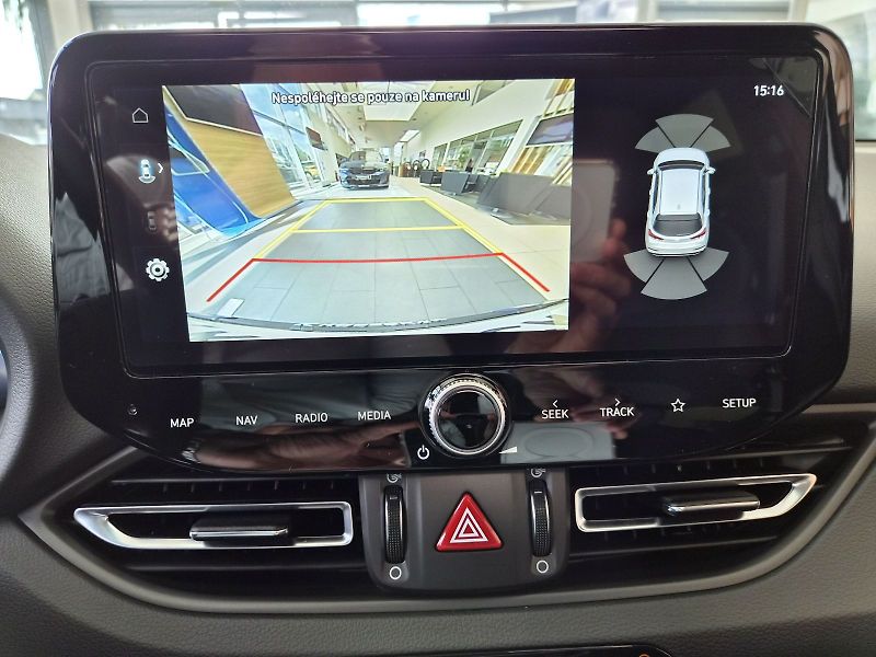 Hyundai i30 1.5 T-GDI/103kW N-Line DCT - P - fotka 30 z 38