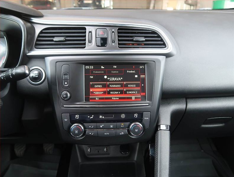 Renault Kadjar (2018) 1.2 TCe, Kůže, Tempomat - fotka 12 z 19