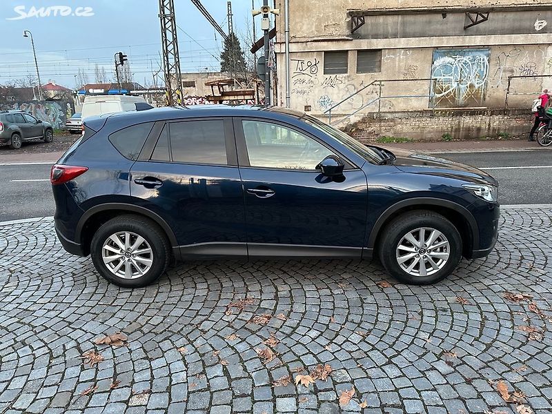 Mazda CX-5 Skyactiv AWD - fotka 7 z 32
