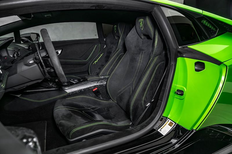 Lamborghini Huracán Performante - fotka 19 z 29