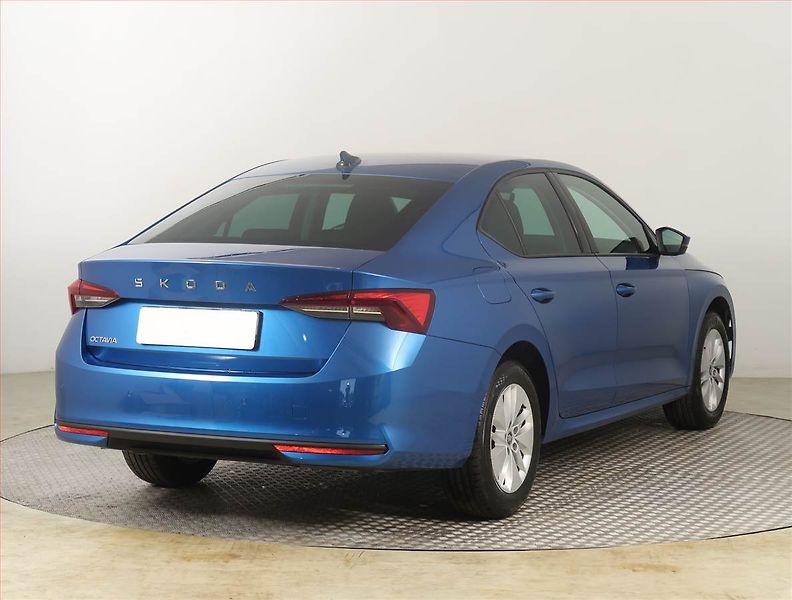 Škoda Octavia (2025) Selection 1.5 TSI - fotka 5 z 21