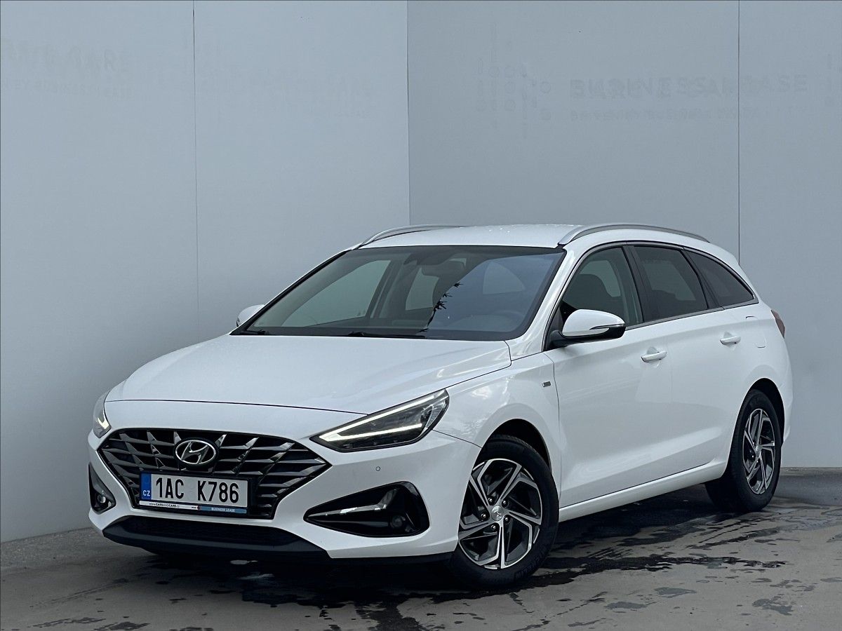 Hyundai i30 1,5 T-GDI AT7 Combi Smart PDC