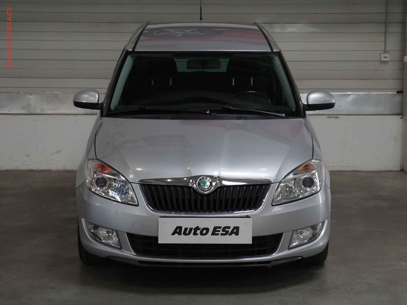 Škoda Roomster (2010) 1.6 TDi, ČR, AC, tempo - fotka 2 z 17