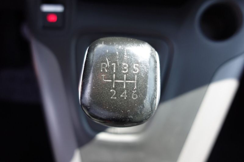 Toyota ProAce City Verso 1,5D-4D M/T Family Long - fotka 19 z 28