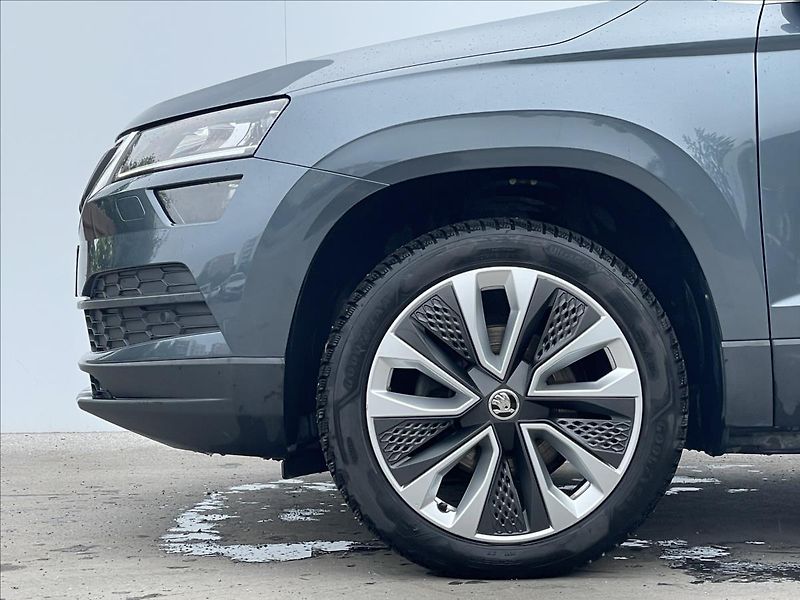 Škoda Karoq 2,0 TDI DSG Style Plus ACC+NAV - fotka 21 z 25