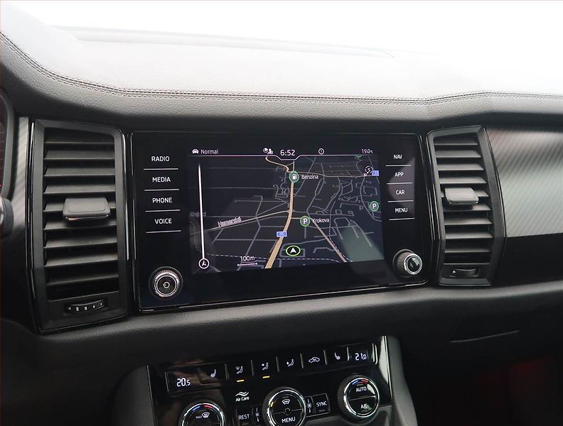Škoda Kodiaq (2022) Sportline 1.5 TSI, digi klima - fotka 16 z 30