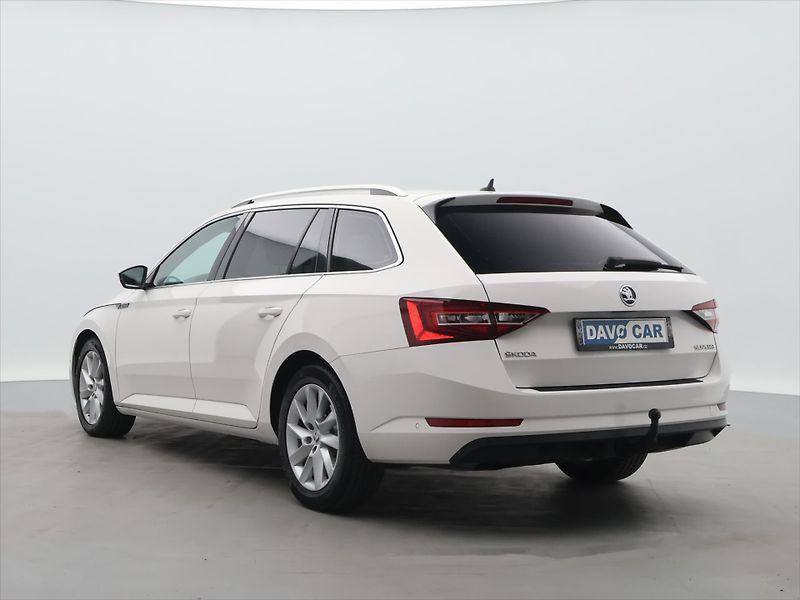 Škoda Superb 2,0 TDI DSG Style+  Navi ACC - fotka 5 z 36