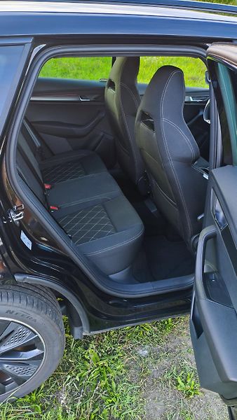 Škoda Karoq (2025) Sportline 1.5TSi DSG tažné - fotka 11 z 21