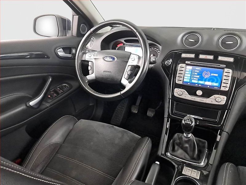 Ford Mondeo (2010) 2.2 TDCI, Navi, Tempomat - fotka 7 z 20