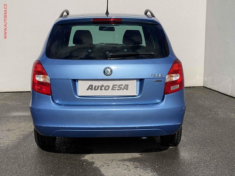 Škoda Fabia (2012) 1.2 TSi, ČR, AC - fotka 5 z 16
