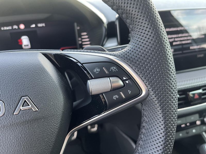 Škoda Fabia EDICE 130 PLUS MC 1.5TSI /1.5 - fotka 14 z 22