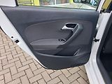 Volkswagen Polo (2016) 1,0MPi POUZE 65t.km! VYHŘ.SED. - náhled 16