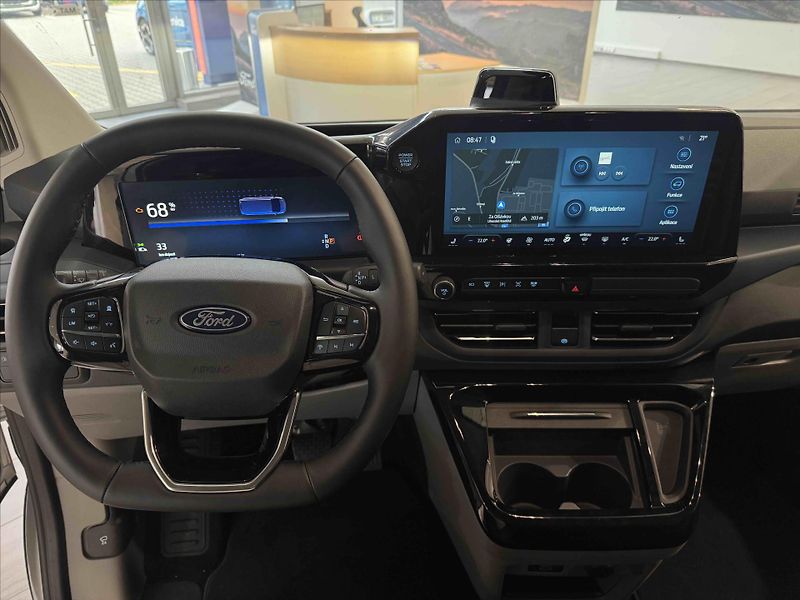 Ford Tourneo 2,5 Duratec Hybrid (PHEV)  Cus - fotka 8 z 17