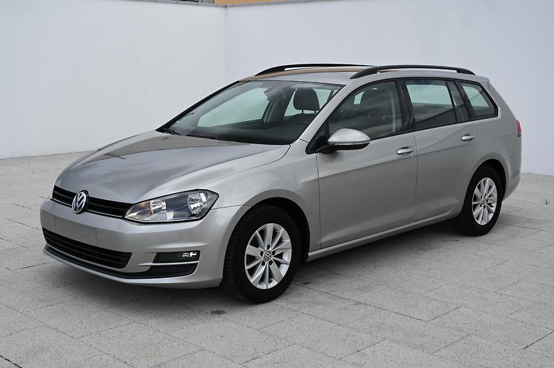 Volkswagen Golf VII 1.2TSI 77KW POHON ŘEMEN  - fotka 9 z 47