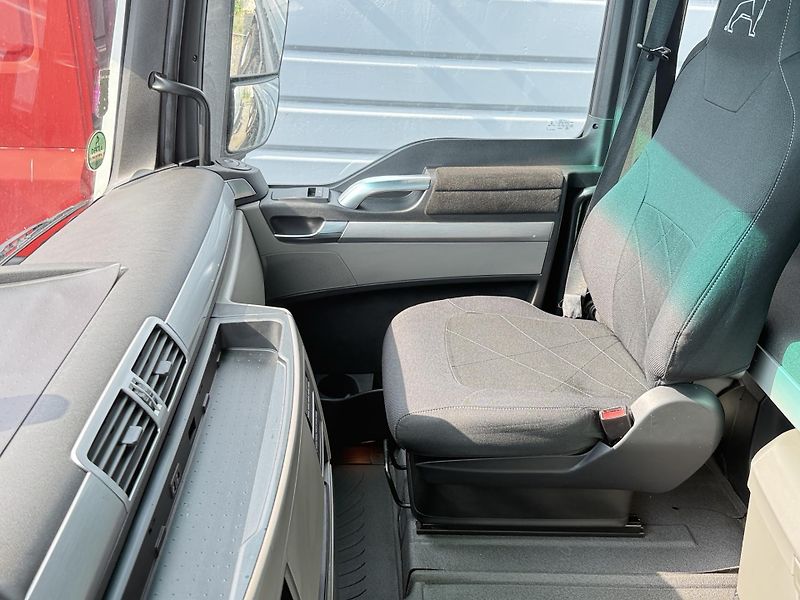 MAN TGX (2018) 18.460 XXL INTARDER LOWDECK - fotka 16 z 23