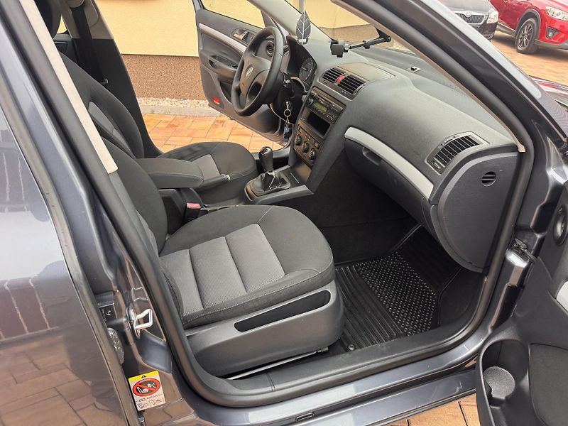Škoda Octavia 1.9TDI 77Kw Ambition - fotka 15 z 17
