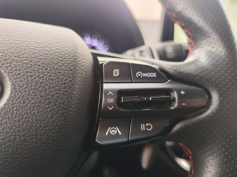 Hyundai i30 1.5 T-GDI/117kW N-Line DCT - fotka 27 z 32