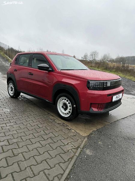 Fiat Grande Panda Electric Grande Panda Electic RED 44kWh - fotka 3 z 10