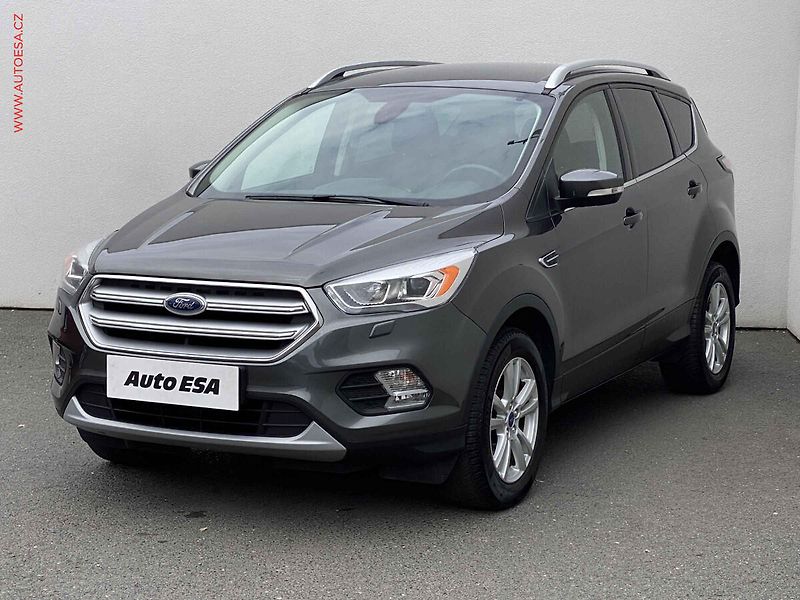 Ford Kuga (2016) 1.5 EB, Navi, kamera - fotka 3 z 18