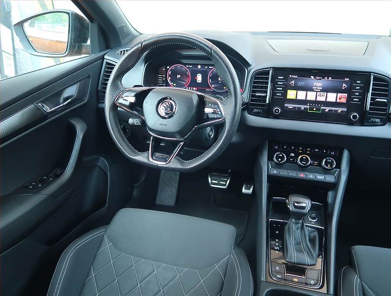 Škoda Karoq (2023) Sportline 1.5 TSI, Sport-Line - fotka 7 z 20