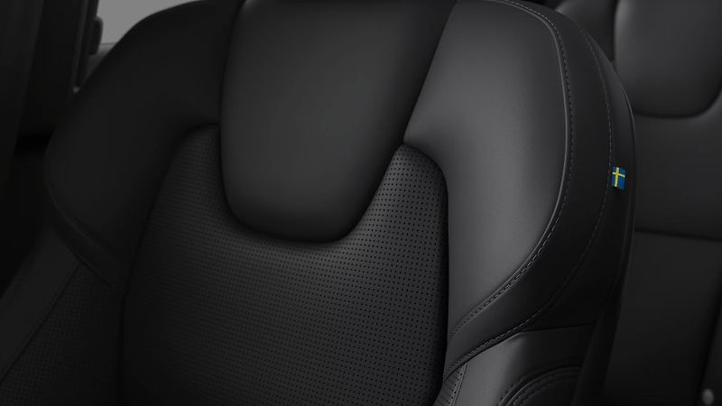 Volvo XC90 (2026) PLUS B5 360°kůže ven., Vyhř.č. - fotka 12 z 13
