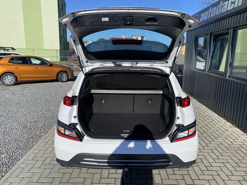 Hyundai Kona EV 100KW - 1xMAJ - DPH - TOP - fotka 38 z 50